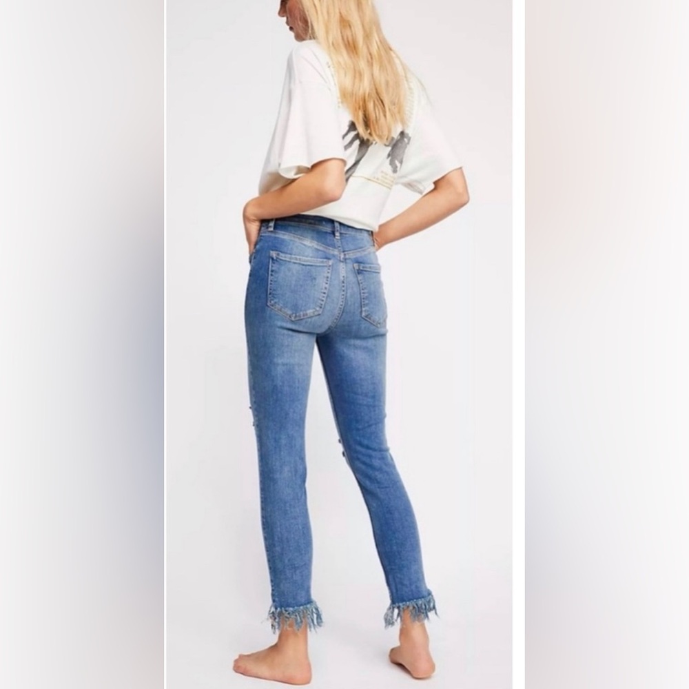 Like New Free People Fringe Ankle Jeans - Picture 8 of 8